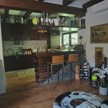 Cvjetna Oaza Villa *